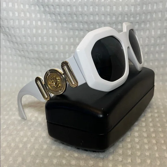 Versace White And Gold Sunglasses - Picture 7 of 11